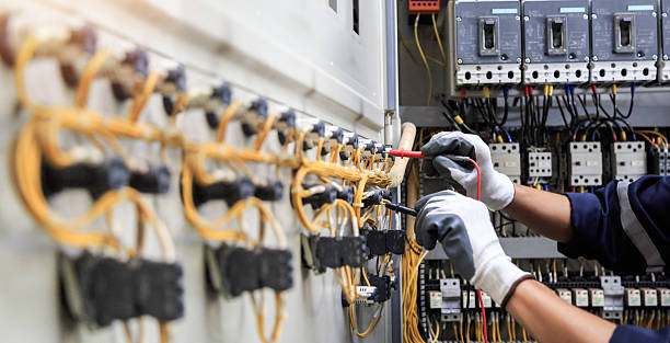 Professional Electrician technician working in Eatonton, GA